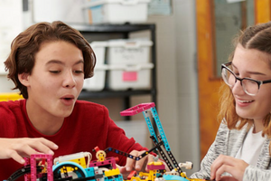 Збираємо роботів разом із LEGO Education