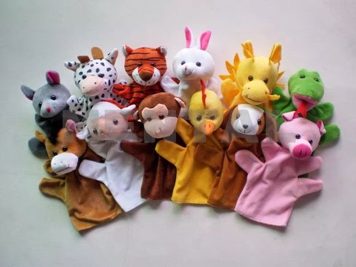 Puppet theater 22 cm, 5 dolls in a set